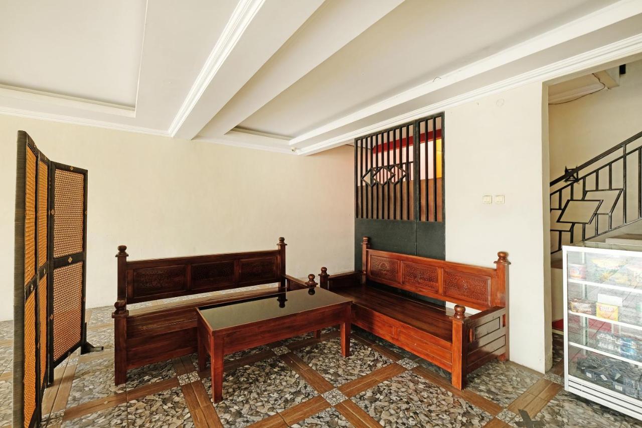 Oyo 91453 Hotel Srikandi Gejayan Maguwo Eksteriør bilde